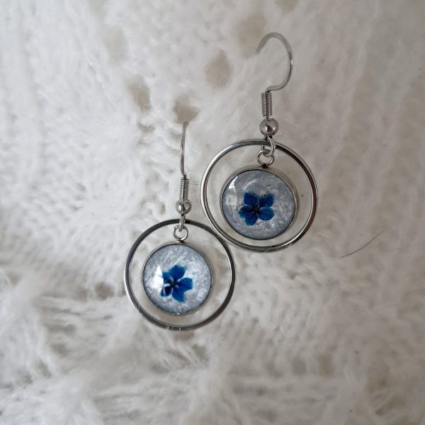 Boucles d'oreilles Fleur de Brume bleue