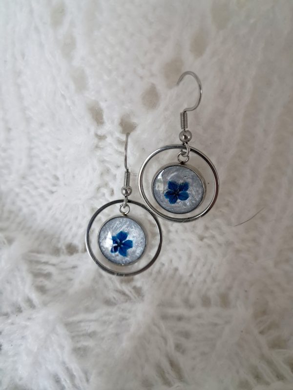 Boucles d'oreilles Fleur de Brume bleue